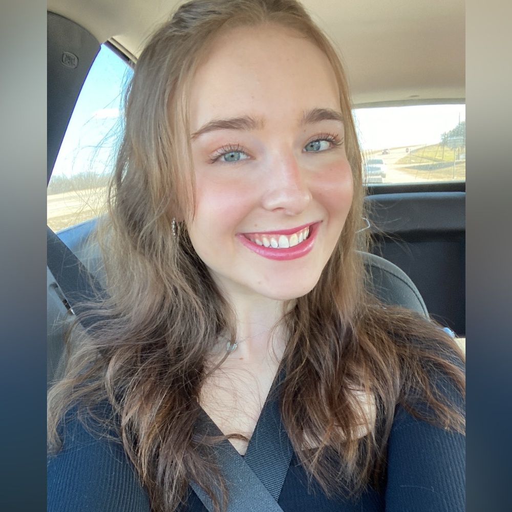 Meet your Posher, Madeline